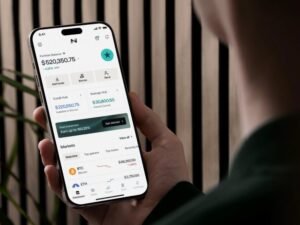 El “banco cripto” quiere captar los dólares de los argentinos y prepara una estrategia para crecer en la Argentina