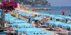 En Italia, un club de playa regenteado por monjas está en peligro