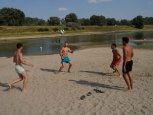 Europa: la ola de calor pone a todas las grandes ciudades de Italia en alerta roja y Austria y Eslovaquia baten récords de temperatura