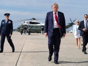 Guerra en Medio Oriente: para Trump el líder supremo de Irán está vivo