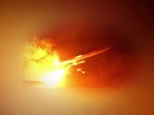 Irán afirma que atacó bases de Estados Unidos en Emiratos y Jordania tras los bombardeos estadounidenses a la isla de Larak