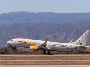 La Justicia ordenó embargar las cuentas de Flybondi por casi $ 1.500 millones a pedido de ARCA