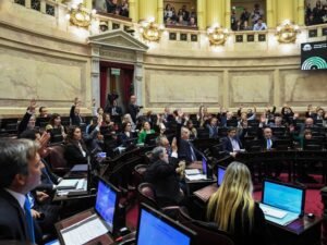 Los gobernadores le sueltan la mano a Javier Milei