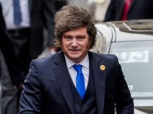 Milei, sobre el dólar: “Si nos vienen a correr, vamos a tener con qué enfrentarlos”