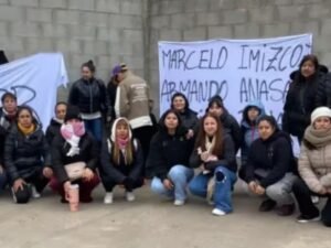 “Piensen la próxima vez que voten”: el discurso tras el cierre de una histórica fábrica textil que tiene como socio a un exjugador de Los Pumas