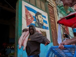 Raúl Castro reaparece en público en La Habana, en el homenaje a su hermano Fidel por el centenario de su nacimiento