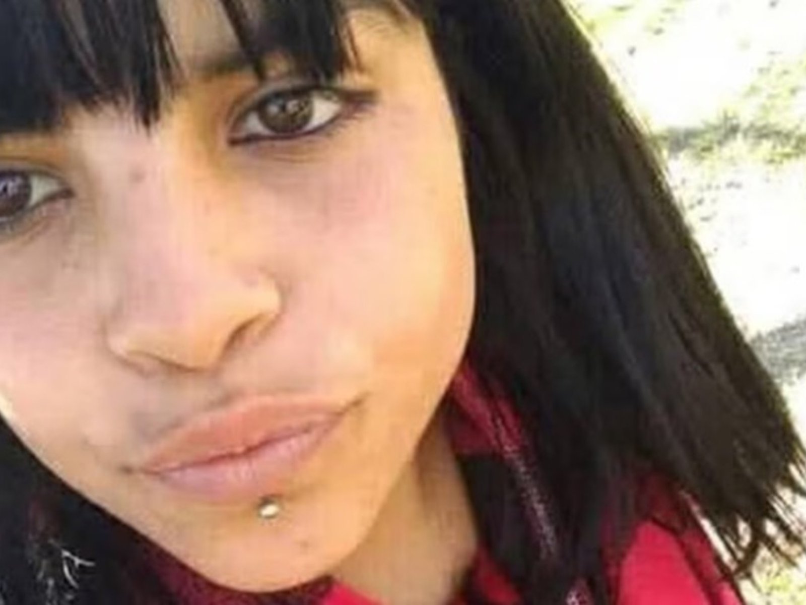 Brutal femicidio en Rosario: un hombre roció a su novia con un líquido inflamable y la prendió fuego mientras la chica dormía