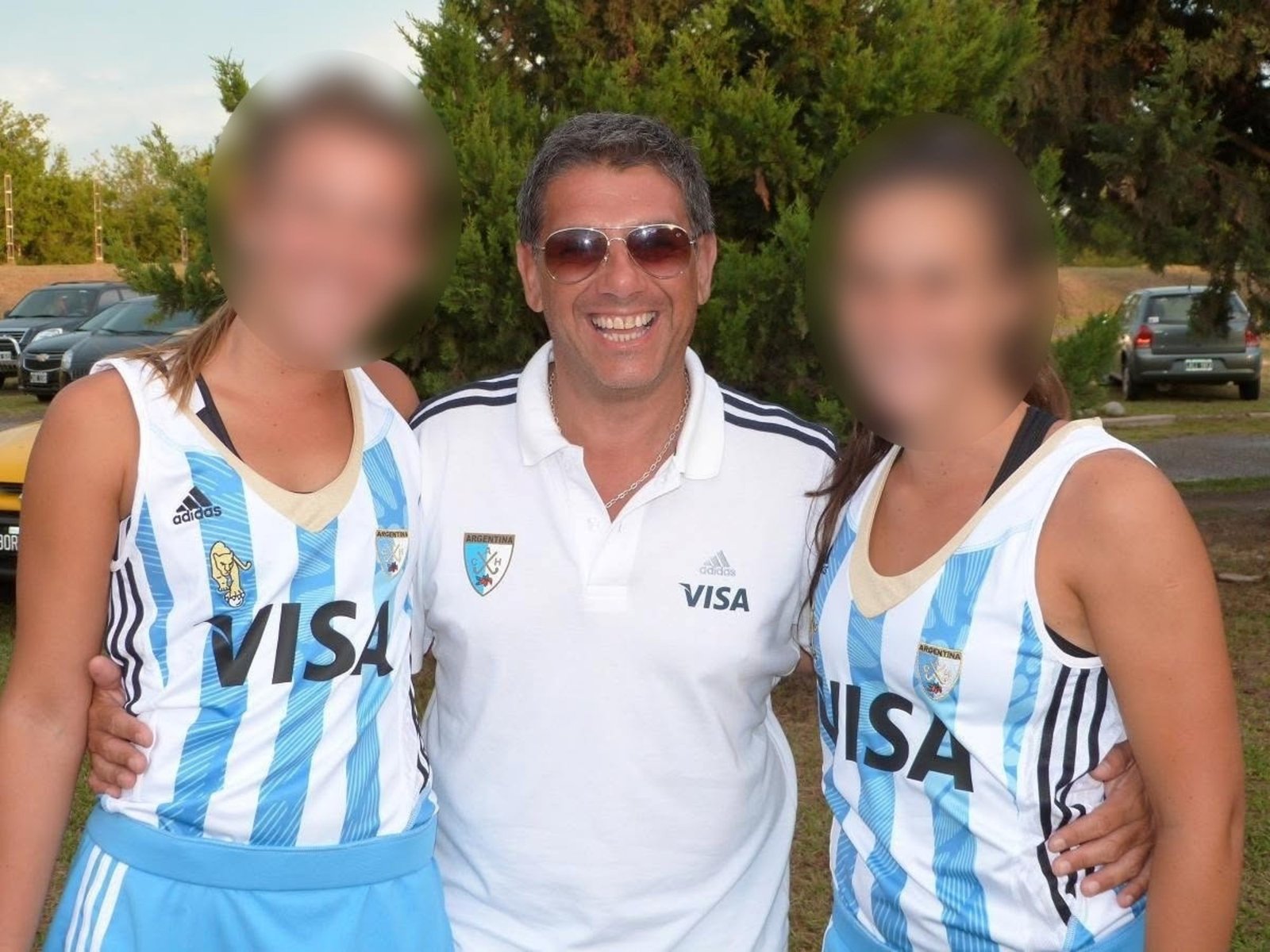 La perversa doble cara del DT de hockey que formaba a Leonas y cayó por abuso: “No seas tonta, lo que pasó anoche es lo que pasa entre nenas y nenes”