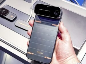 Adiós a los celulares descartables: cuáles son los nuevos modelos que se reparan en casa y están hechos para durar más