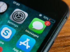 Alerta por una nueva estafa por SMS: se hacen pasar por programas de puntos y roban los datos de la tarjeta