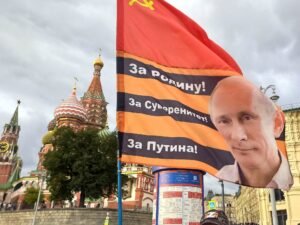 El dilema de los rusos en tiempos de guerra: votar o boicotear unas elecciones legislativas a la medida de Vladimir Putin