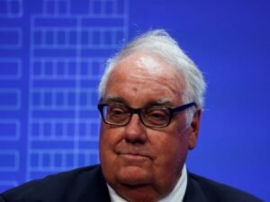 El insólito acuerdo con su padre, un pasado como sheriff y su vida fuera de Wall Street: así es Howard Buffett, el nuevo presidente de Berkshire Hathaway