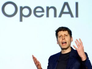 Hackeos autónomos a webs del gobierno de EE.UU. llevan a OpenAI a suspender el entrenamiento de sus agentes de Inteligencia Artificial