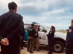 Detuvieron al hombre de Tapalqué que quedó grabado mientras golpeaba a su pareja