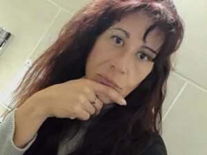 Mató a su marido, la condenaron a 15 años y ahora la absolvieron: “Tengo miedo de salir de mi casa”