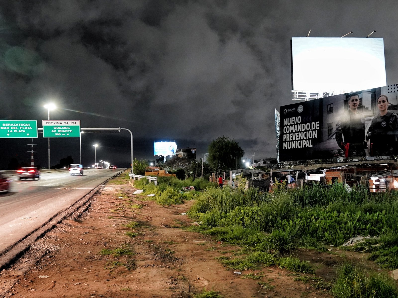 Autopista al infierno: ola de robos, tiros y ataques con piedras en la principal ruta de Buenos Aires a La Plata