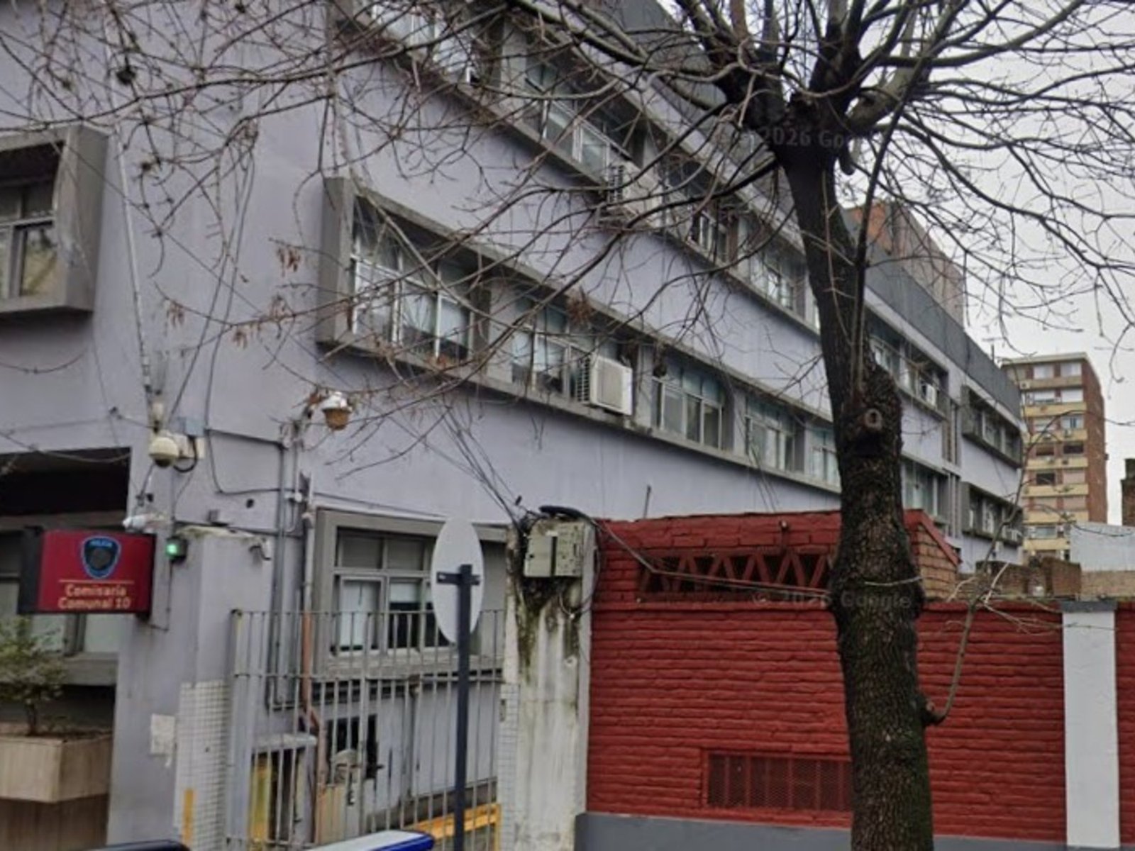 Indignación en Floresta: un policía mató de un disparo a una perra que se refugiaba en la comisaría y fue desvinculado